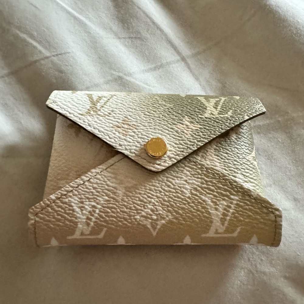 Louis Vuitton by the pool Kirigami small pouchette